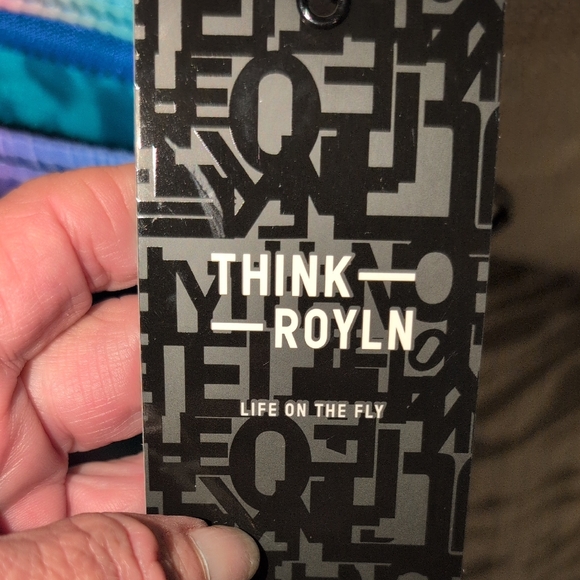 THINK ROYLN Multicolor Quilted Crossbody Bag - Picture 2 of 16